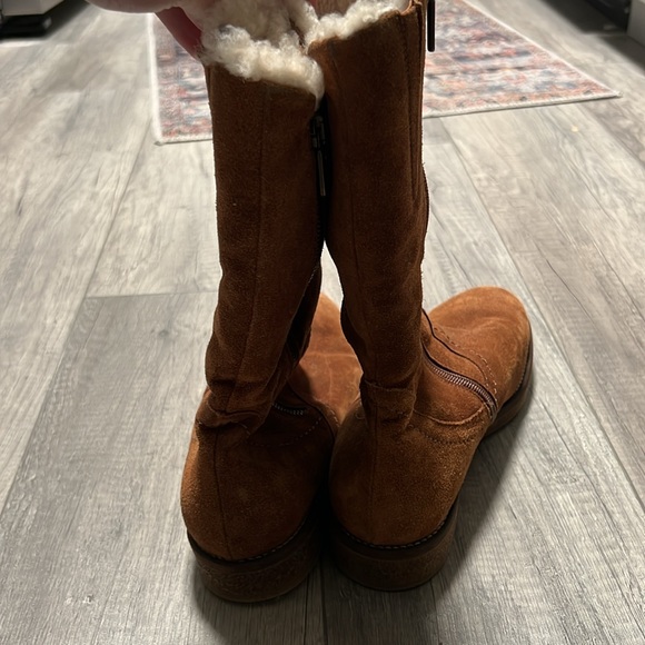 Italeau Boots - Picture 7 of 8